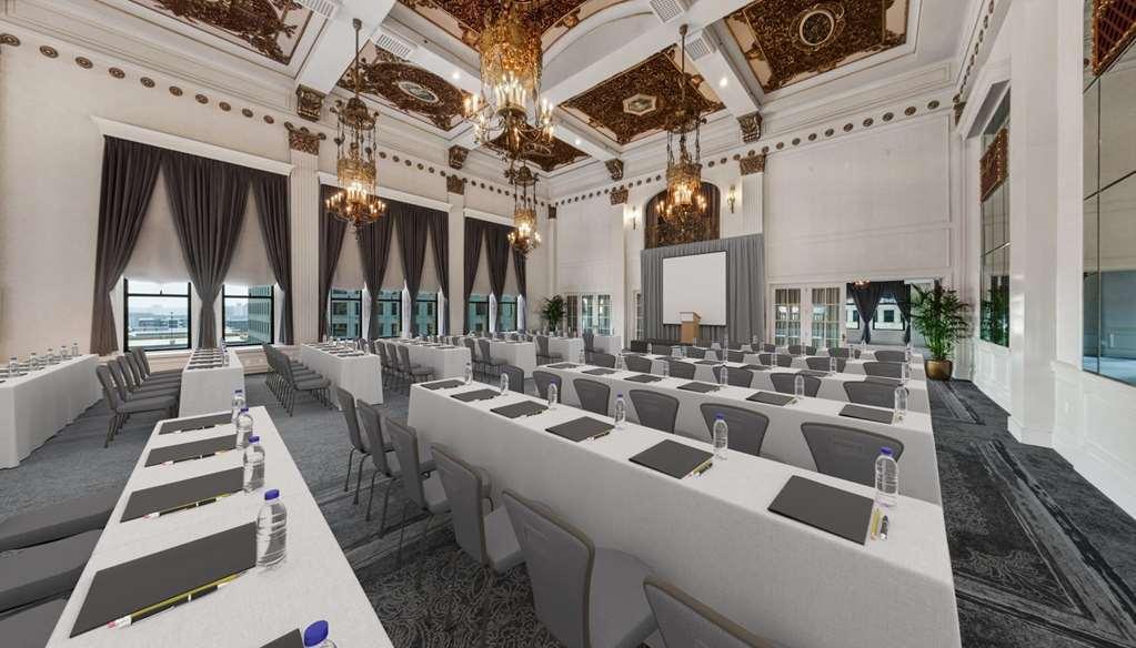 The Pfister Hotel Мілвокі Зручності фото