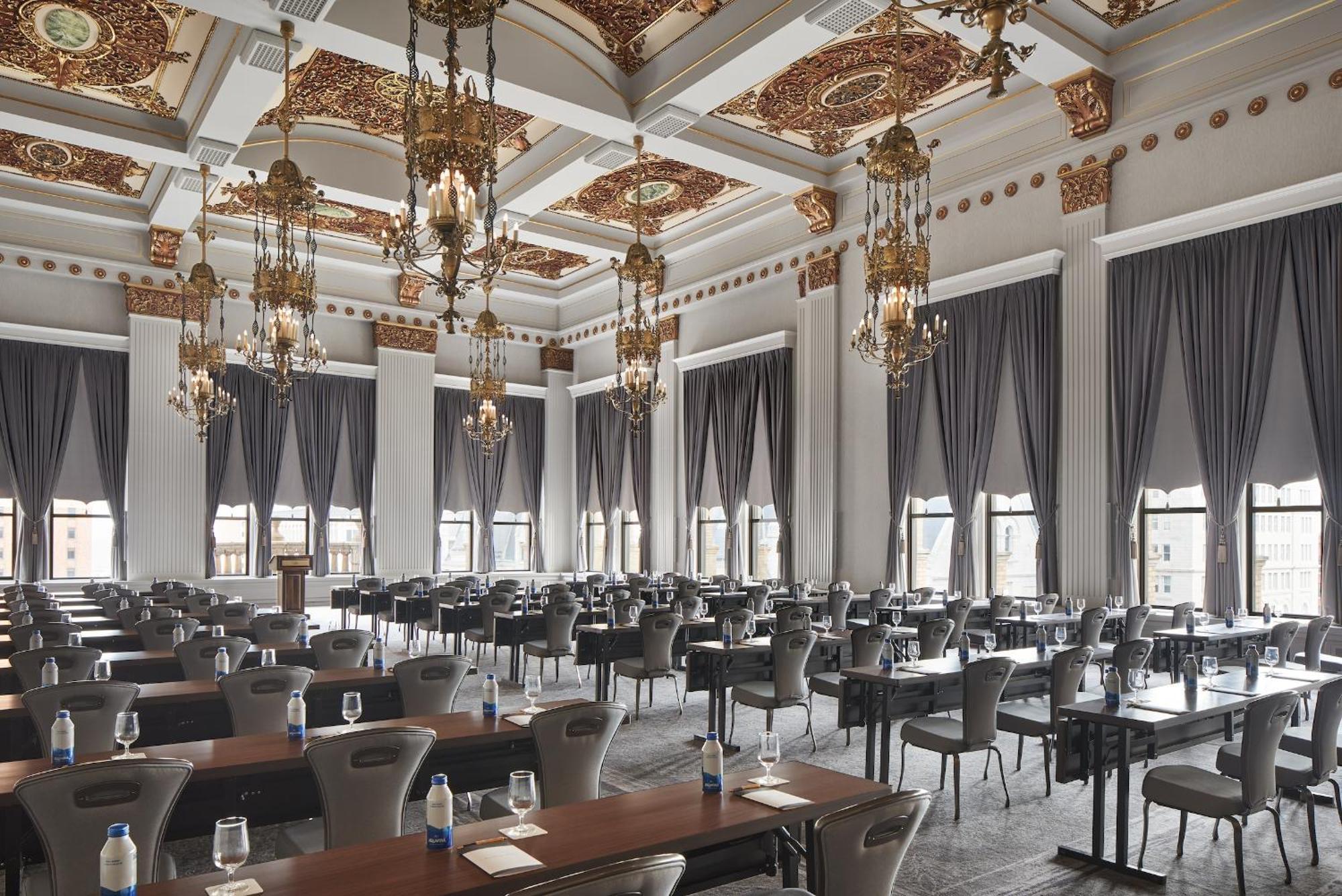 The Pfister Hotel Мілвокі Екстер'єр фото